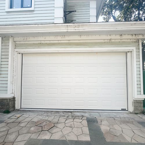 住宅用セクショナルドア